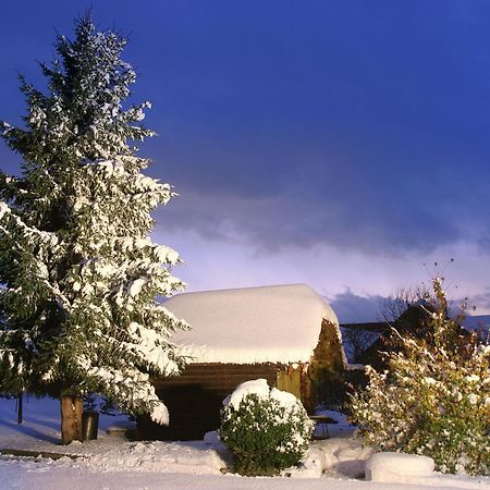 Gasthof Neuwirt Ойгендорф Екстериор снимка