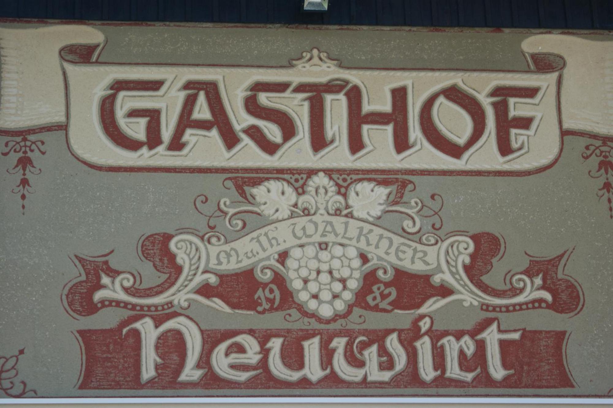 Gasthof Neuwirt Ойгендорф Екстериор снимка