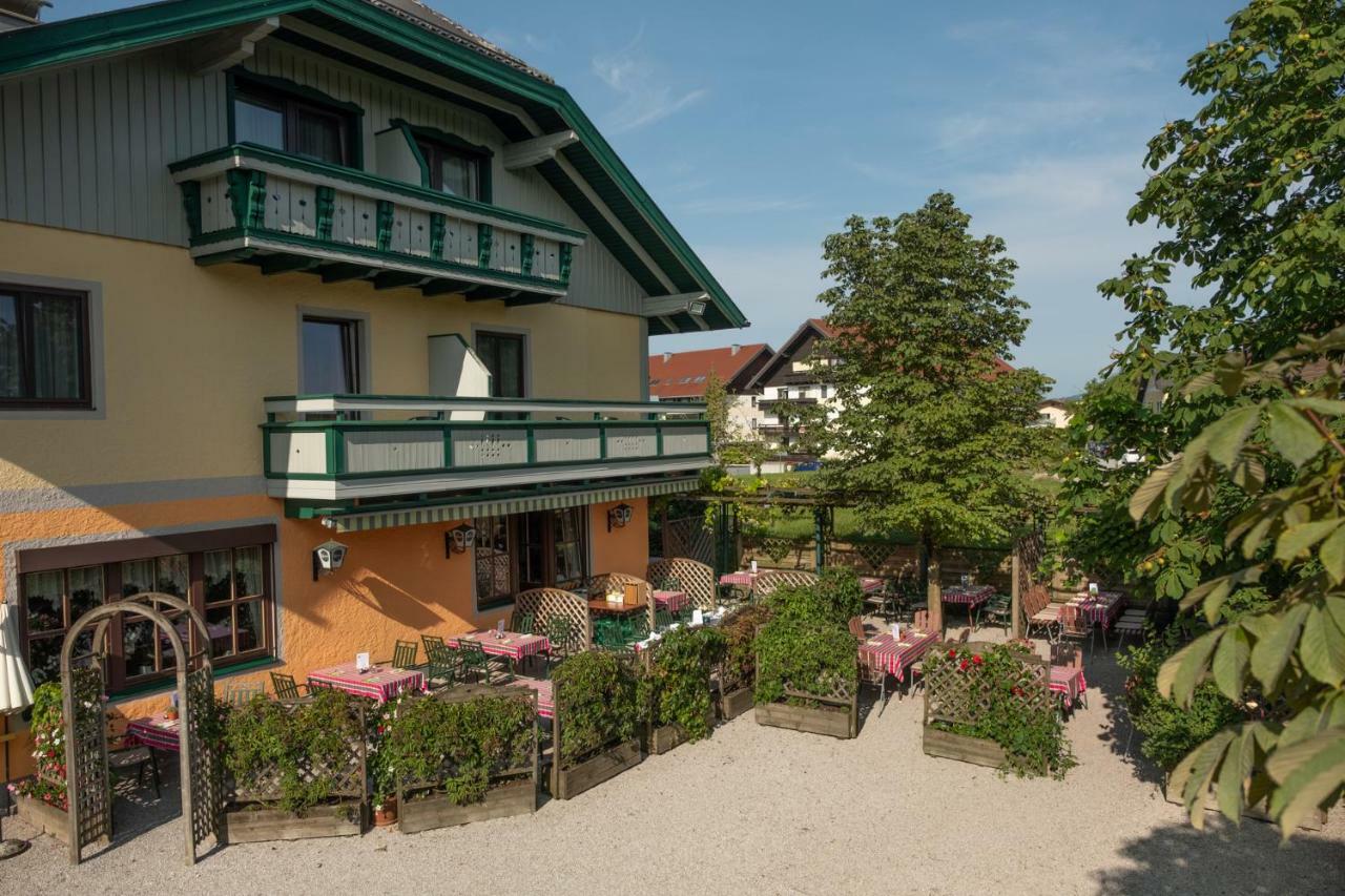 Gasthof Neuwirt Ойгендорф Екстериор снимка